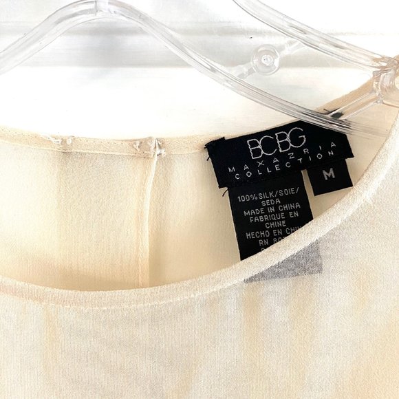 BCBG MaxAzria | 100% Silk Off-White/Cream Cropped Draped Blouse | Size: … - Picture 7 of 12